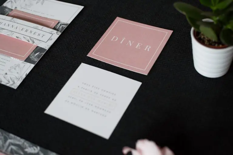 faire-part mariage BOTANIQUE minimalist fleurs noir blanc