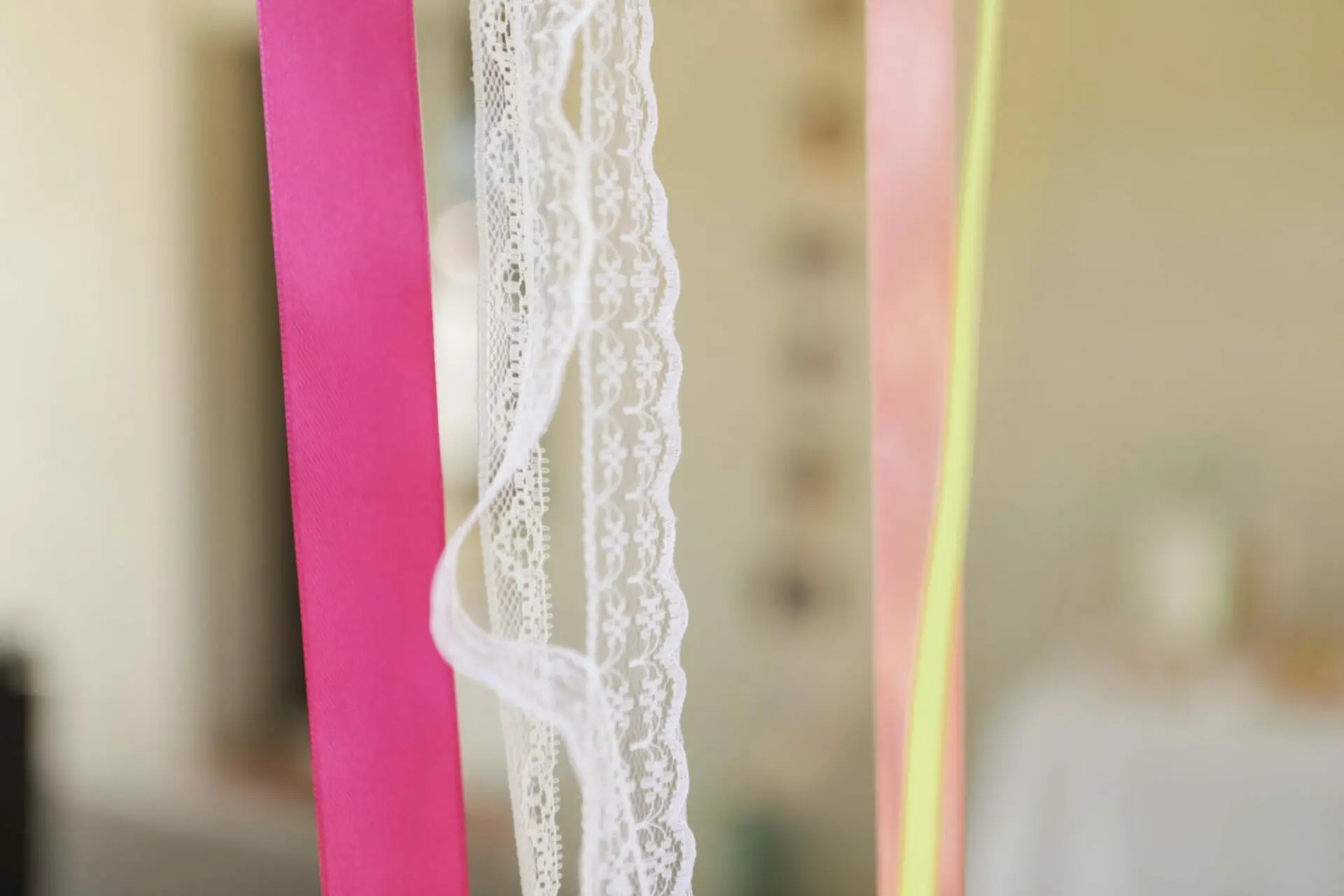 Baby-shower fille rose et citron