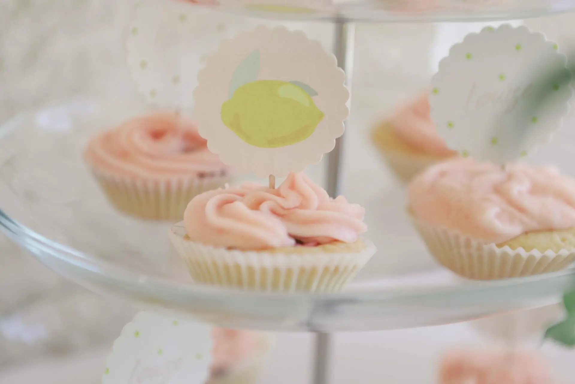 Baby-shower fille rose et citron