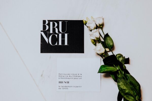 Brunch black and white noir et blanc moderne lettering innovant graphique