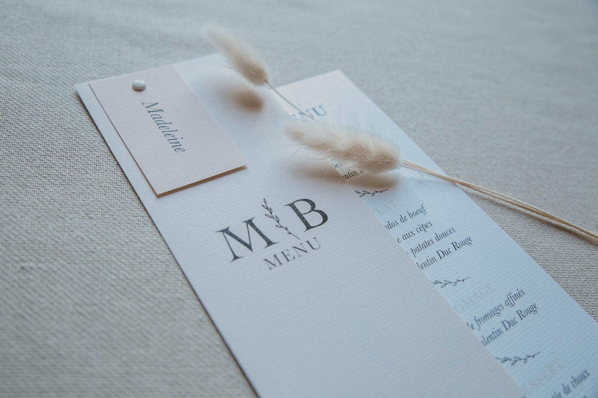 Menu individuel mariage nude rose gris beige élégant sobre