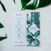 Menu individuel mariage tropique feuillage vert et blanc