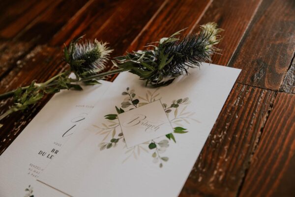 Carton brunch faire-part mariage végétal feuille eucalyptus