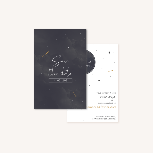 Save the date de mariage aux thèmes nuit, étoiles, nuages, rêves, comètes et couleurs gris, blanc, or