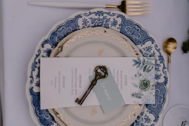 Faire-part fleurs bleues jardin printanier mariage fleuri bleu