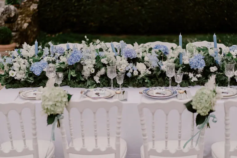 Faire-part fleurs bleues jardin printanier mariage fleuri bleu