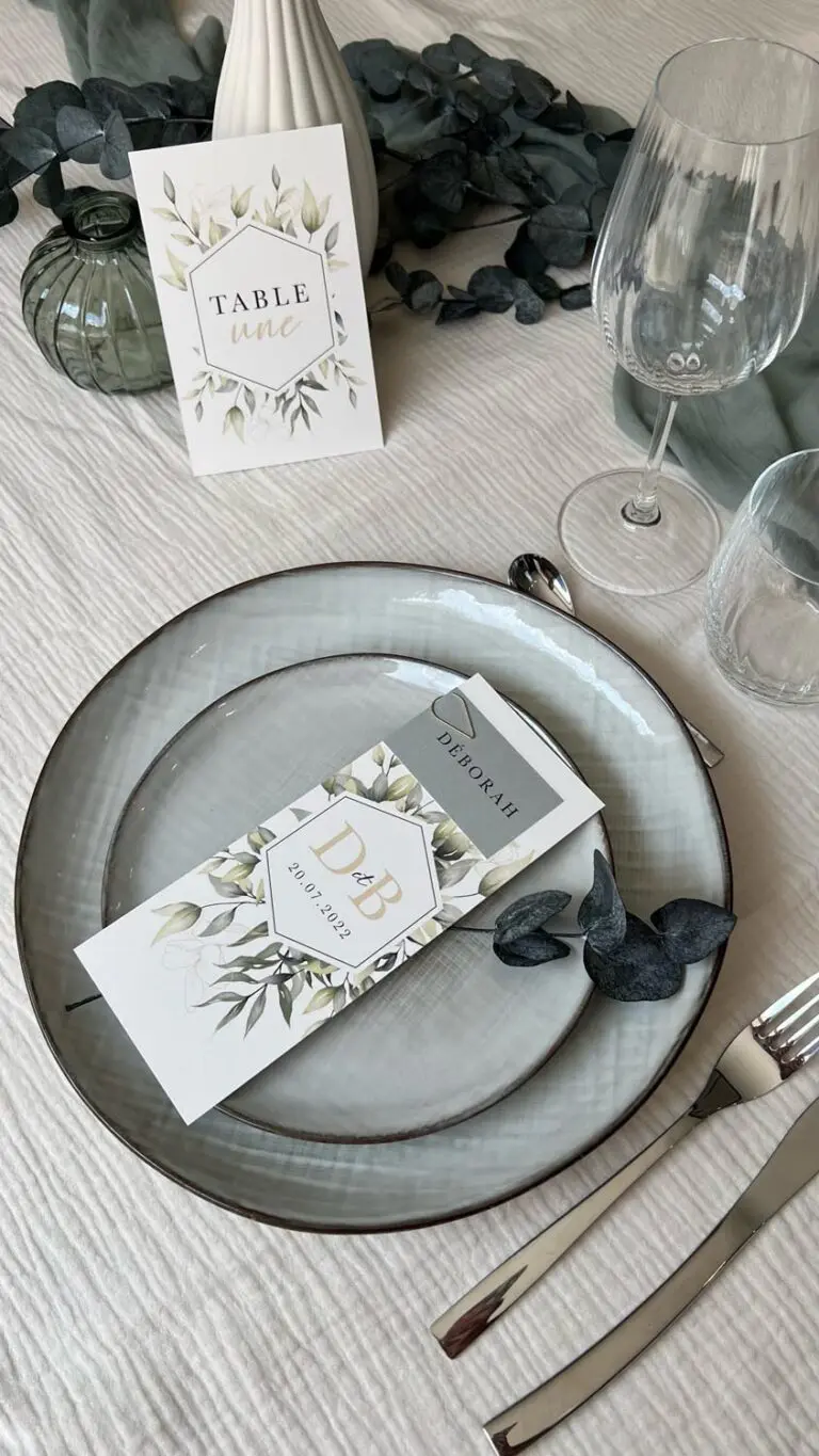Faire-part mariage végétal eucalyptus vert feuillage papeterie
