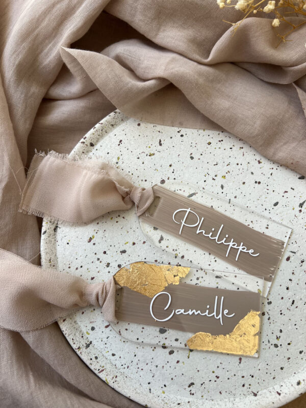 Étiquette prénom mariage plexi dorure beige taupe mocha mousse transparent